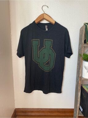 University of Oregon Women's Ducks College Football Fan Tee Size Large